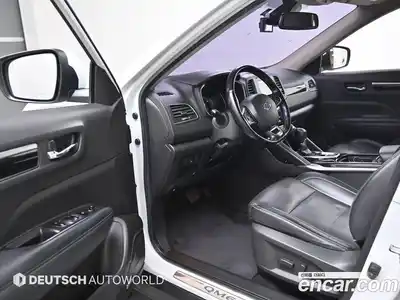 Renault QM6 2016 2.0 Автомат в Москве № 885944, миниатюра 11