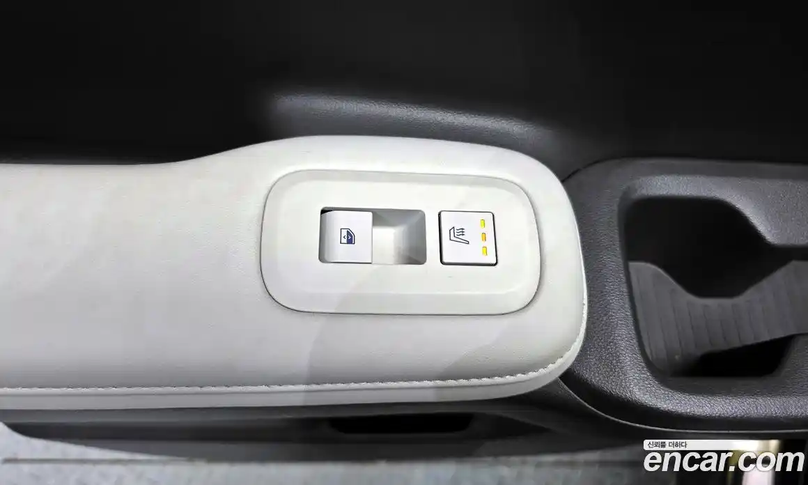 Hyundai Santa Fe 2024 2.5 Автомат в Москве № 886090, фото 17