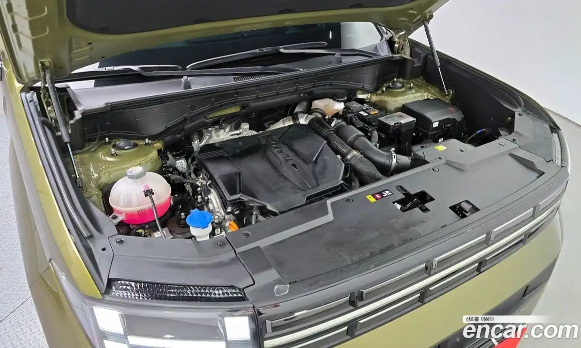 Hyundai Santa Fe 2024 2.5 Автомат в Москве № 886090, фото 6