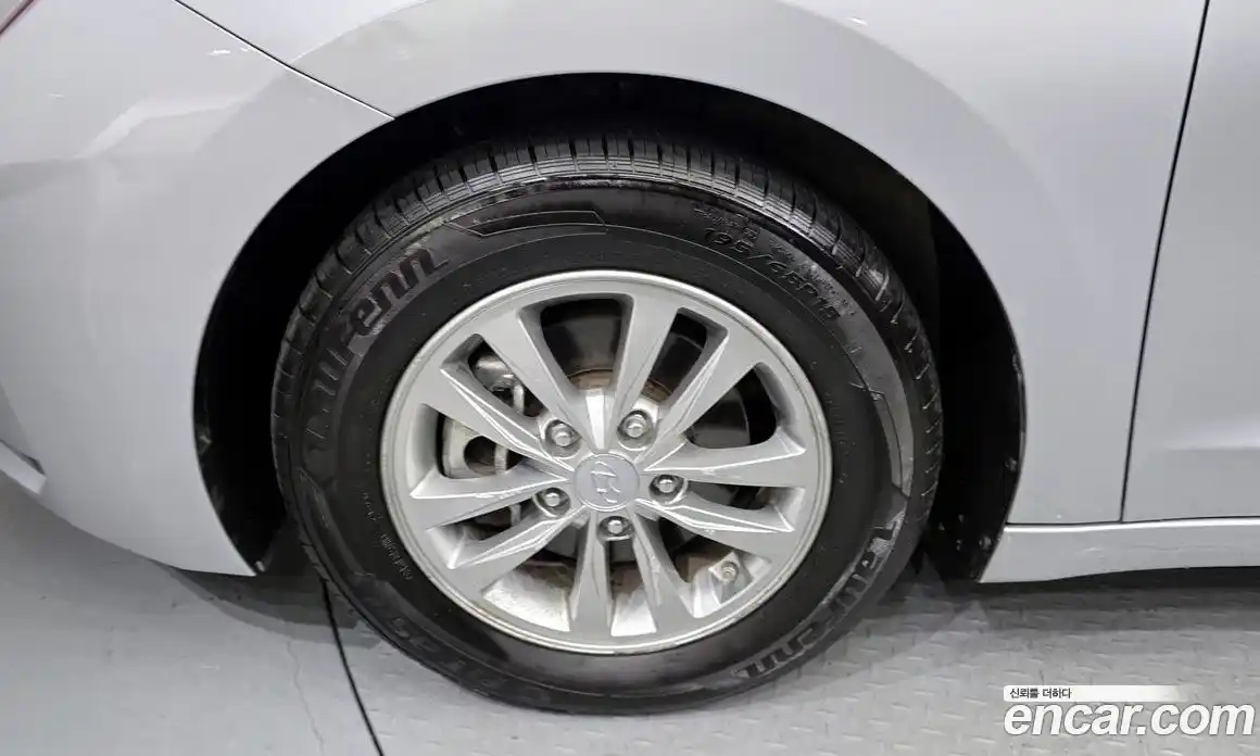 Hyundai Avante 2019 1.6 гидро в Москве № 886202, фото 5
