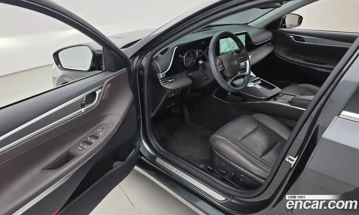 Hyundai Grandeur 2022 2.5 Автомат в Москве № 886300, фото 11