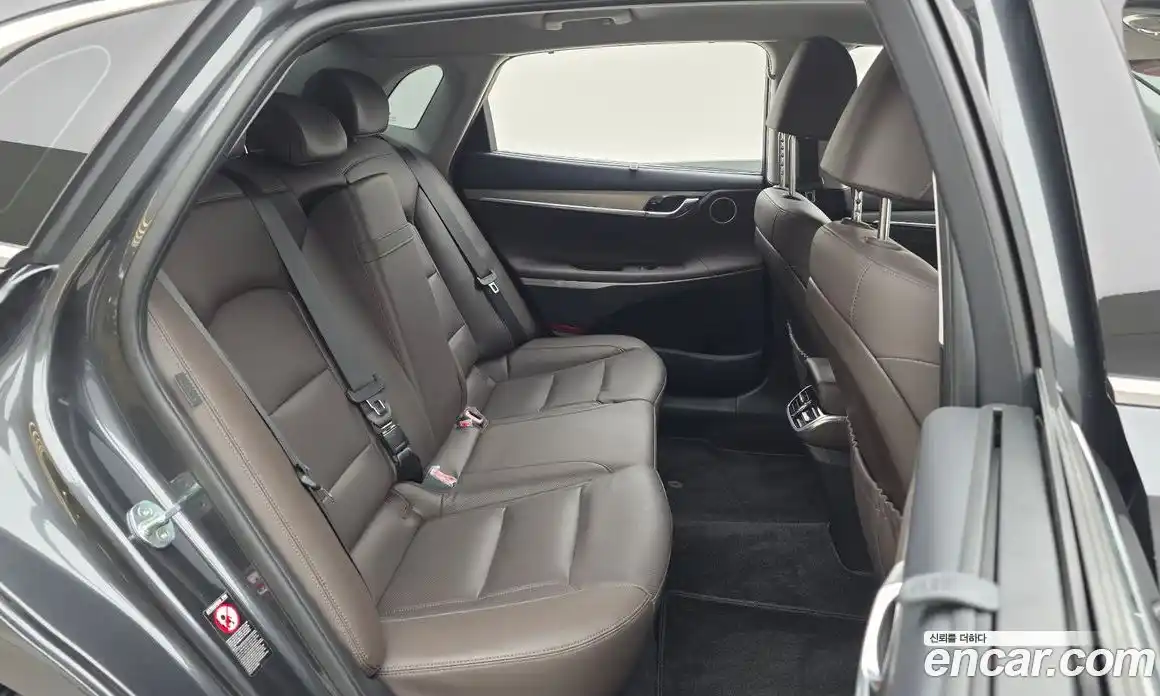 Hyundai Grandeur 2022 2.5 Автомат в Москве № 886300, фото 12