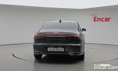 Hyundai Grandeur 2022 2.5 Автомат в Москве № 886300, миниатюра 4