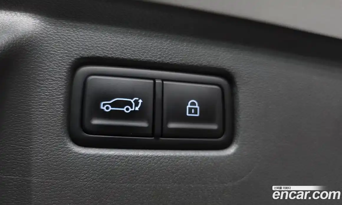 Hyundai Santa Fe 2024 1.6 Автомат в Москве № 886413, фото 19