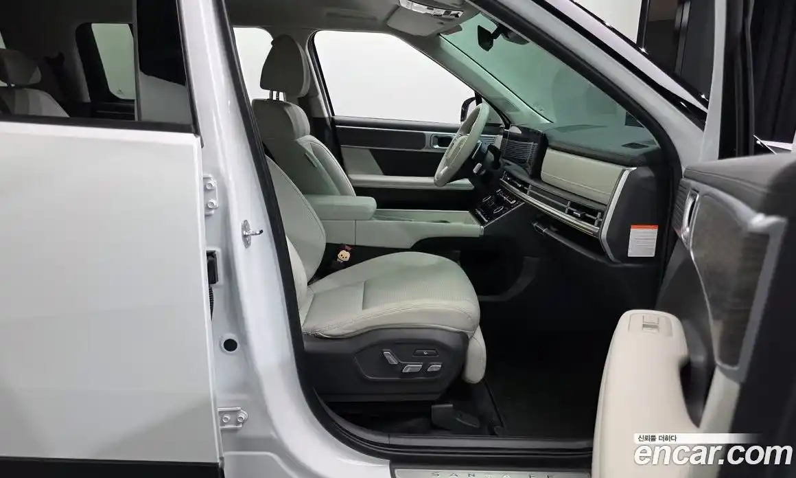 Hyundai Santa Fe 2024 1.6 Автомат в Москве № 886413, фото 9