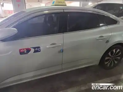 Renault SM6 2023 2.0 Автомат в Москве № 886425, миниатюра 9