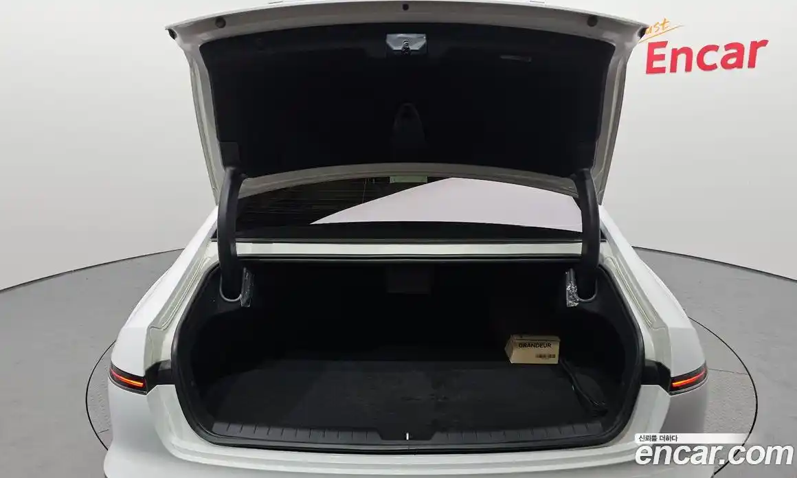 Hyundai Grandeur 2023 3.5 Автомат в Москве № 886626, фото 20