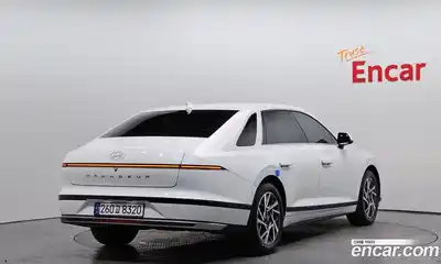 Hyundai Grandeur 2023 3.5 Автомат в Москве № 886626, миниатюра 2