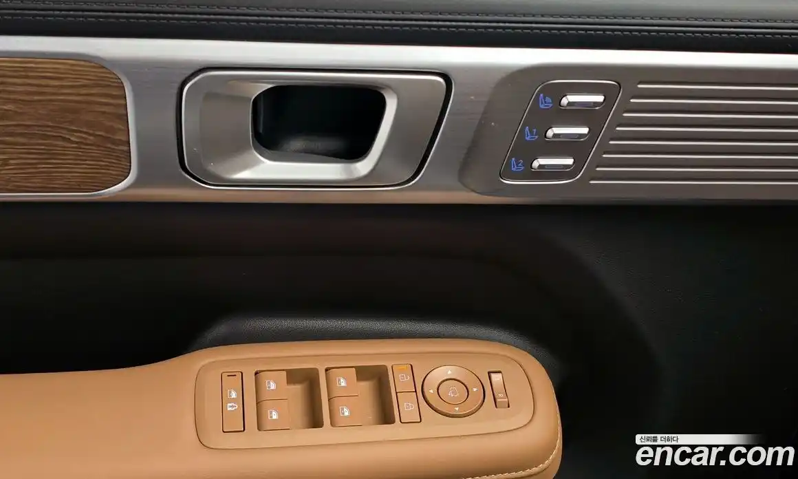 Hyundai Santa Fe 2024 1.6 Автомат в Москве № 886743, фото 19