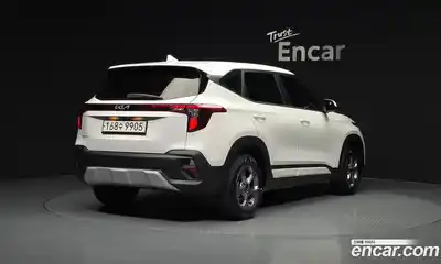 Kia Seltos 2025 1.6 Автомат в Москве № 887162, миниатюра 2