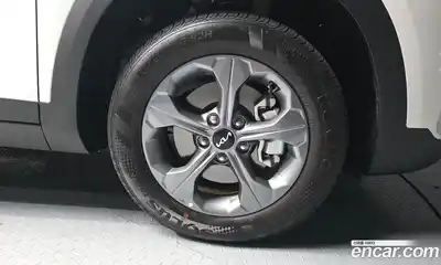 Kia Seltos 2025 1.6 Автомат в Москве № 887162, миниатюра 5