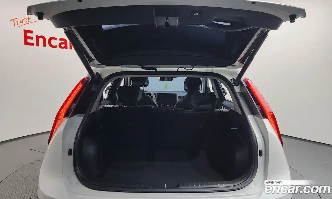 Kia Niro 2025 1.6 Автомат в Москве № 887299, фото 20