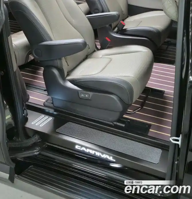 Kia Canival 2025 3.5 Автомат в Москве № 887454, фото 14