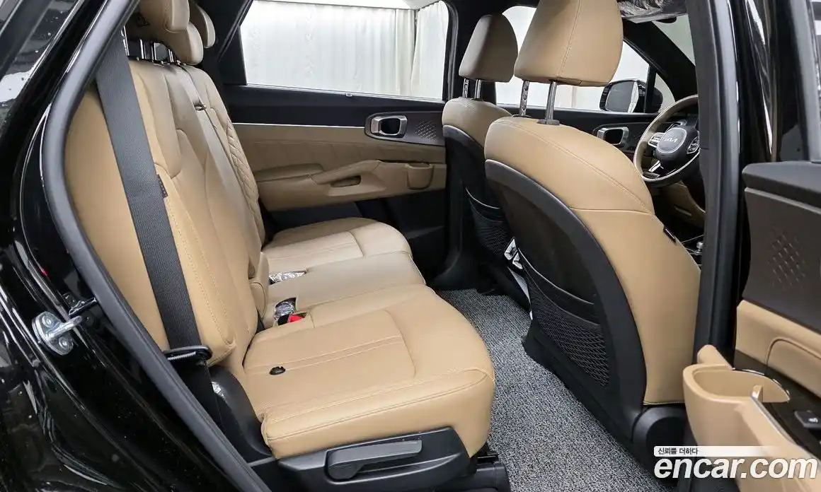 Kia Sorento 2023 1.6 Автомат в Москве № 887796, фото 12