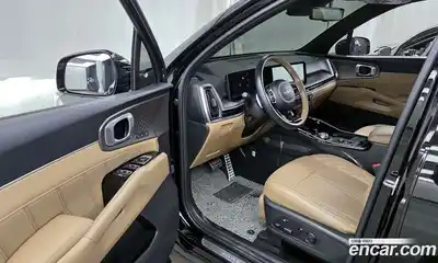 Kia Sorento 2023 1.6 Автомат в Москве № 887796, миниатюра 10