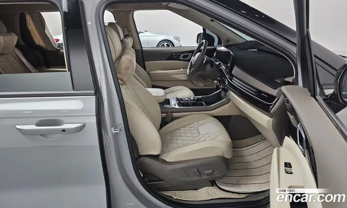 Kia Canival 2024 2.2 Автомат в Москве № 888118, фото 11