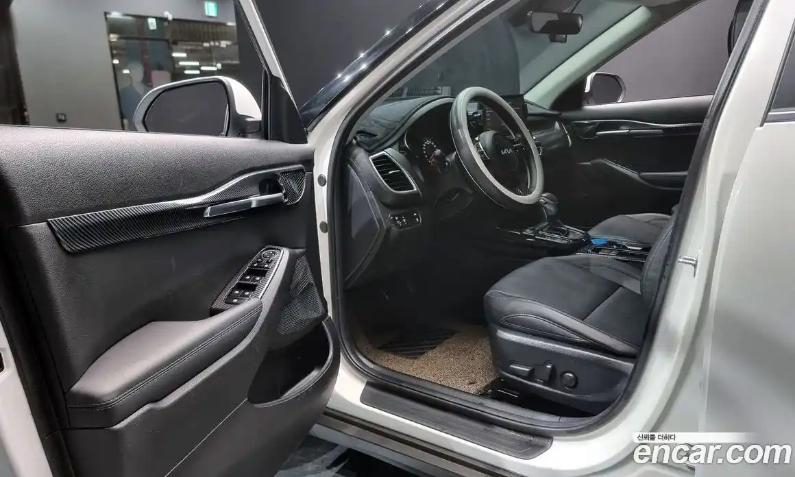 Kia Seltos 2021 1.6 Автомат в Москве № 888252, фото 11