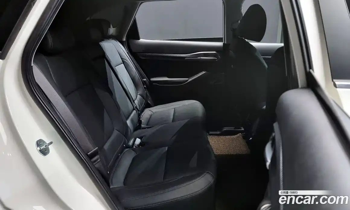 Kia Seltos 2021 1.6 Автомат в Москве № 888252, фото 12