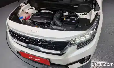 Kia Seltos 2021 1.6 Автомат в Москве № 888252, миниатюра 6