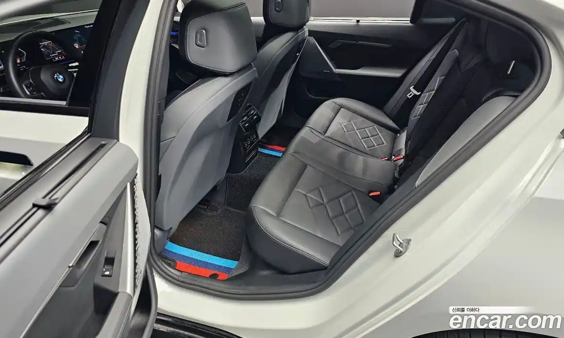 BMW 5-Series 2025 2.0 Автомат в Москве № 889476, фото 12