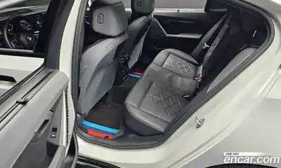 BMW 5-Series 2025 2.0 Автомат в Москве № 889476, миниатюра 12