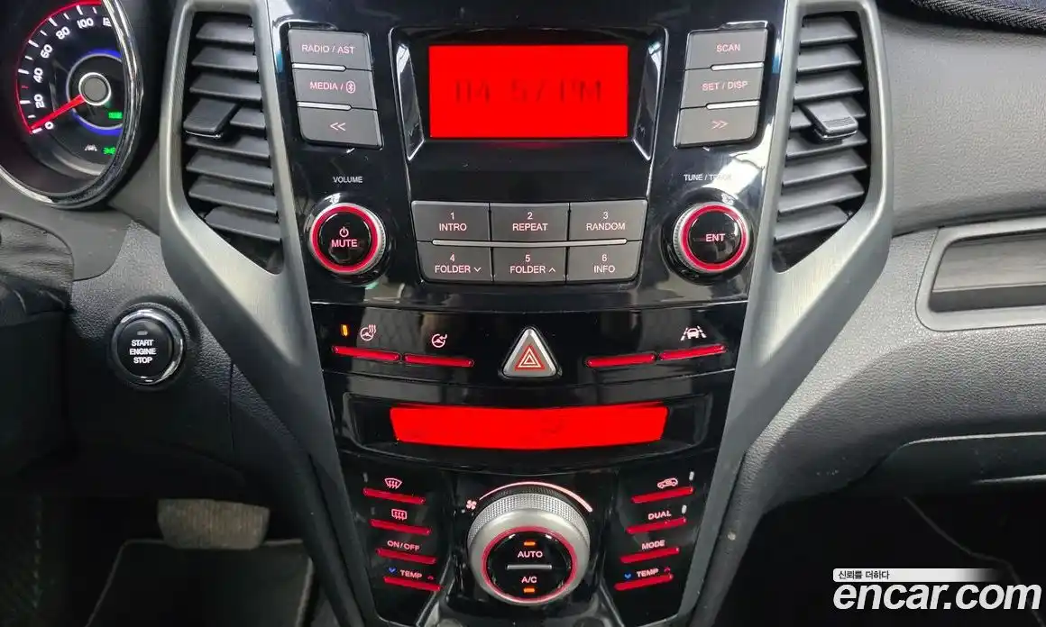 SsangYong TIBOLI 2018 1.6 Автомат в Москве № 889741, фото 14