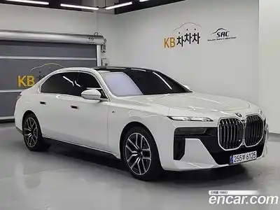 BMW 7-Series 2024 3.0 Автомат в Москве № 889825, миниатюра 4