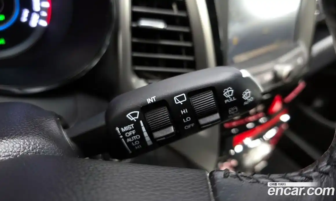 SsangYong TIBOLI 2015 1.6 Автомат в Москве № 889930, фото 17