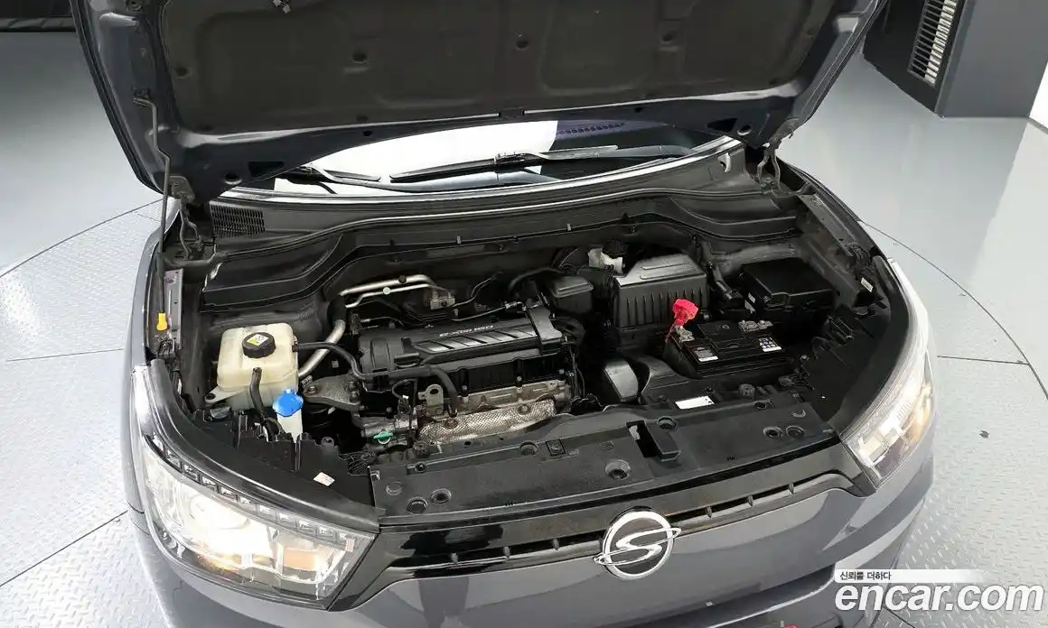 SsangYong TIBOLI 2015 1.6 Автомат в Москве № 889930, фото 6