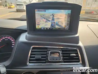 SsangYong Korando 2017 2.2 Автомат в Москве № 889950, миниатюра 11