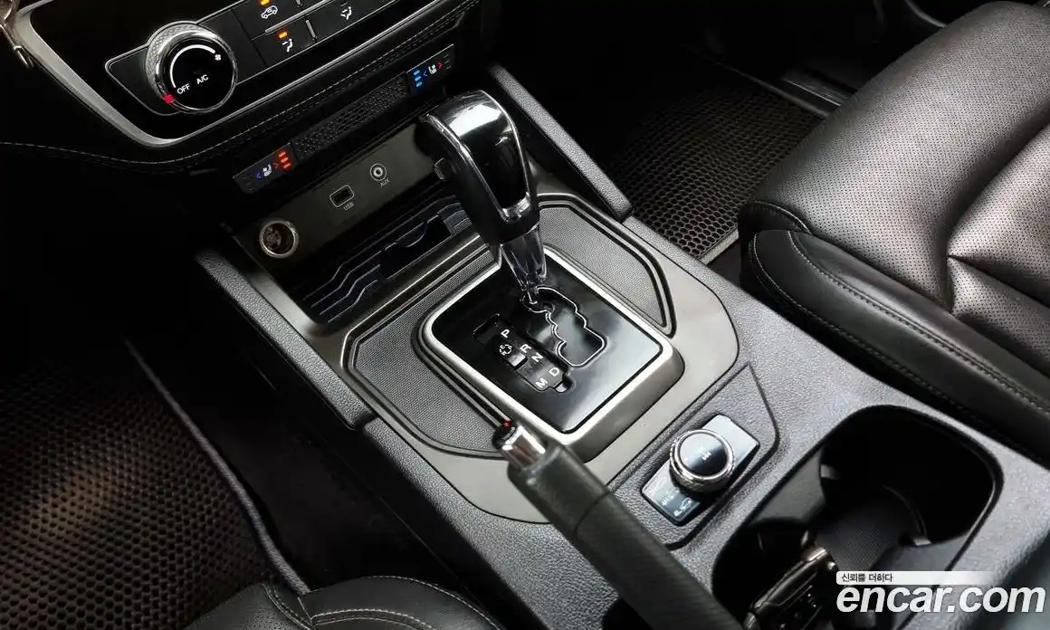 SsangYong Rexton 2018 2.2 Автомат в Москве № 890010, фото 9