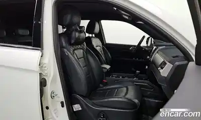 SsangYong Rexton 2018 2.2 Автомат в Москве № 890216, миниатюра 12