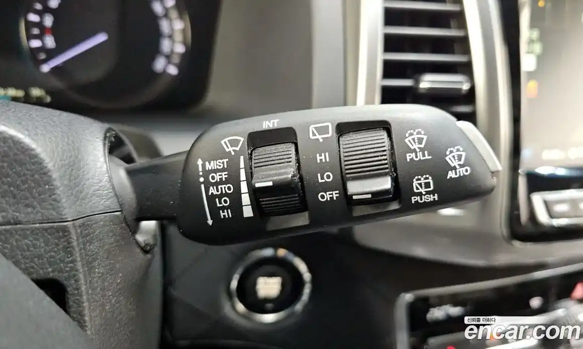 SsangYong Rexton 2018 2.2 Автомат в Москве № 890216, фото 16