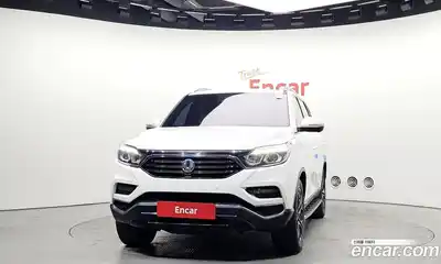 SsangYong Rexton 2018 2.2 Автомат в Москве № 890216, миниатюра 3