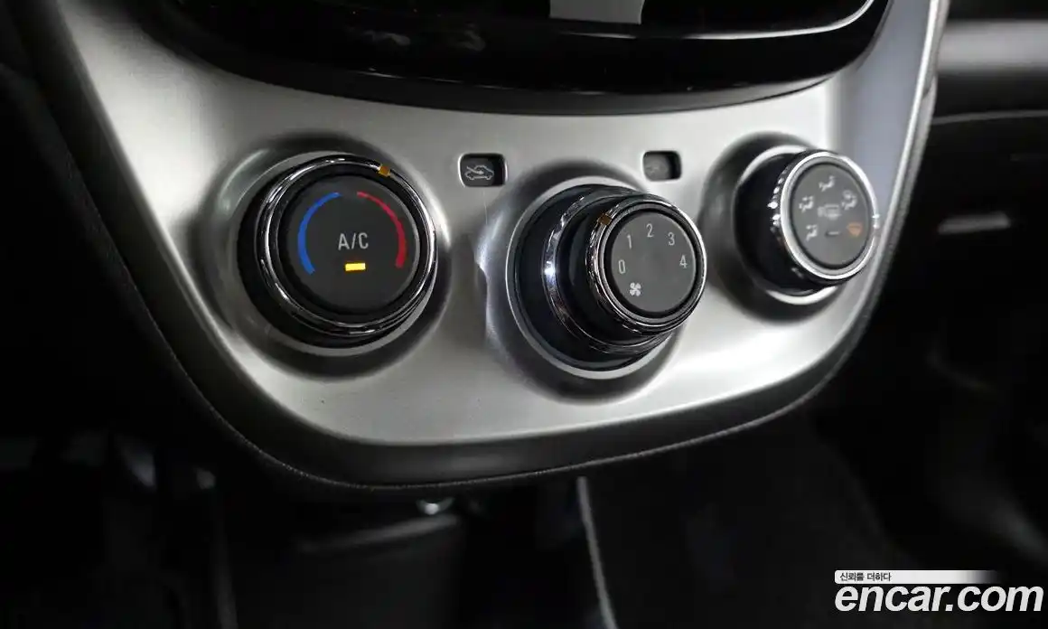 Chevrolet Spark 2017 1.0 Автомат в Москве № 890652, фото 16