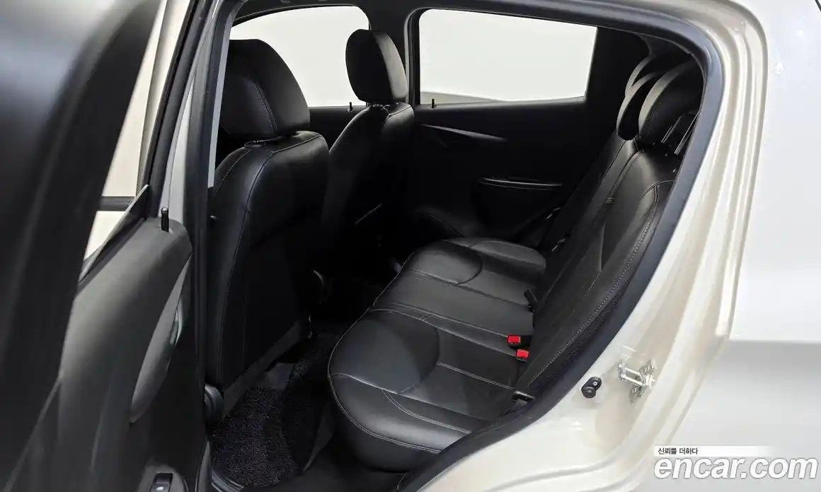 Chevrolet Spark 2017 1.0 Автомат в Москве № 890652, фото 20