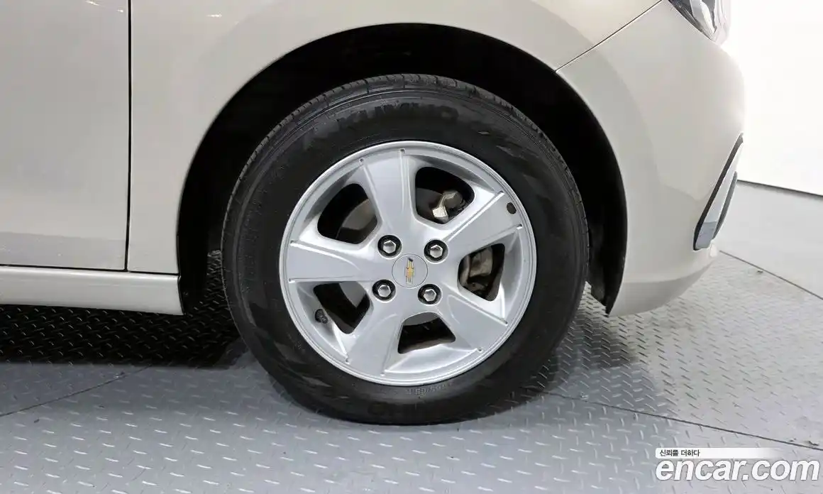 Chevrolet Spark 2016 1.0 Автомат в Москве № 890679, фото 5