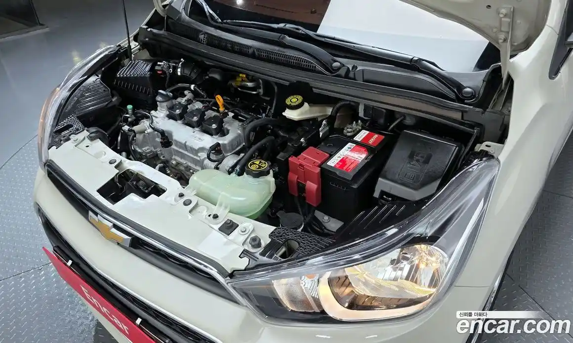 Chevrolet Spark 2016 1.0 Автомат в Москве № 890679, фото 6