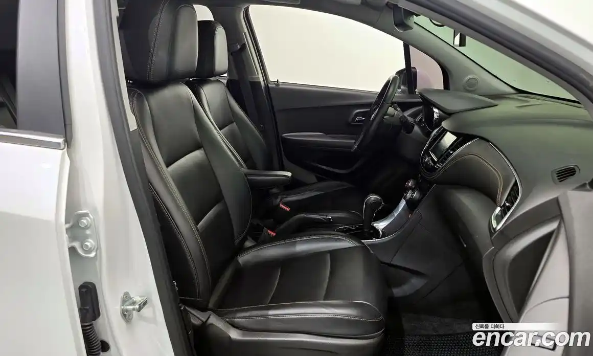 Chevrolet Trax 2017 1.4 Автомат в Москве № 890956, фото 12