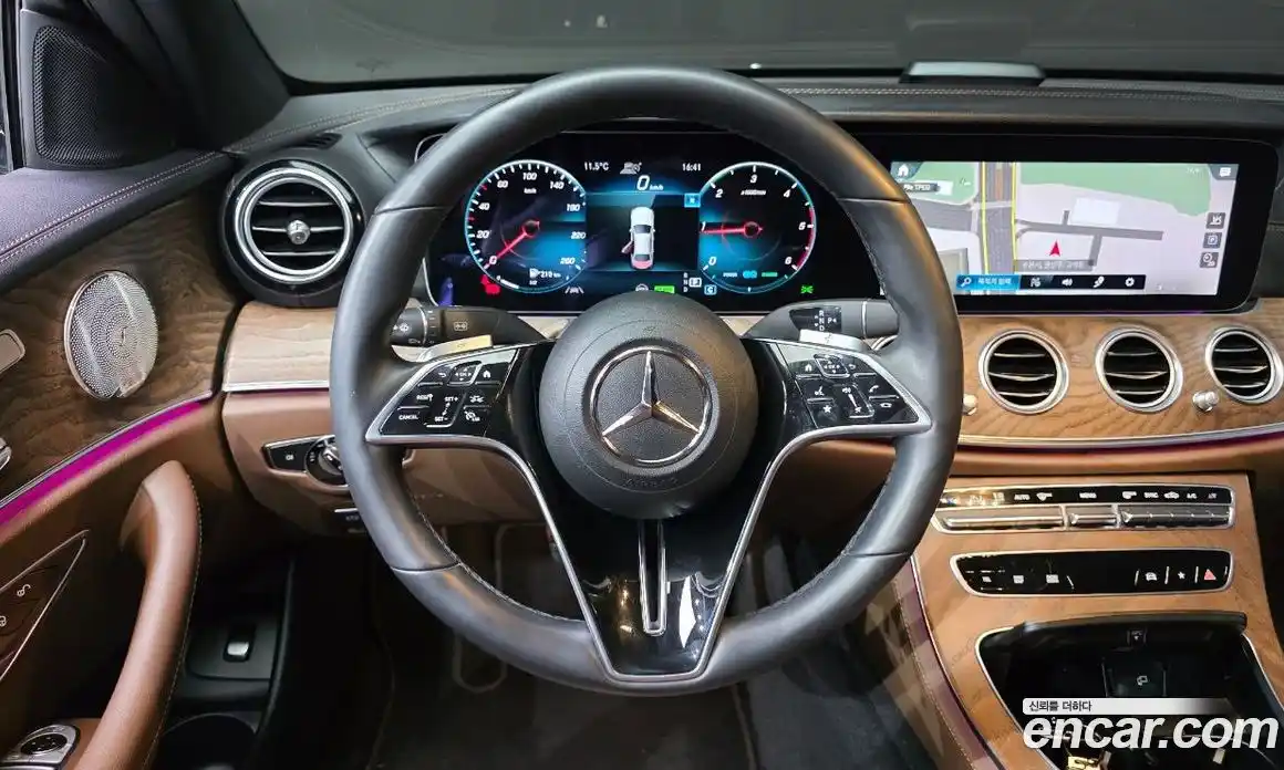 Mercedes-Benz E-Class 2023 1.9 Автомат в Москве № 893424, фото 13