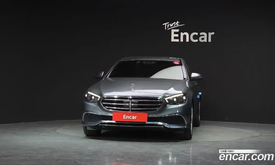 Mercedes-Benz E-Class 2023 1.9 Автомат в Москве № 893424, фото 3