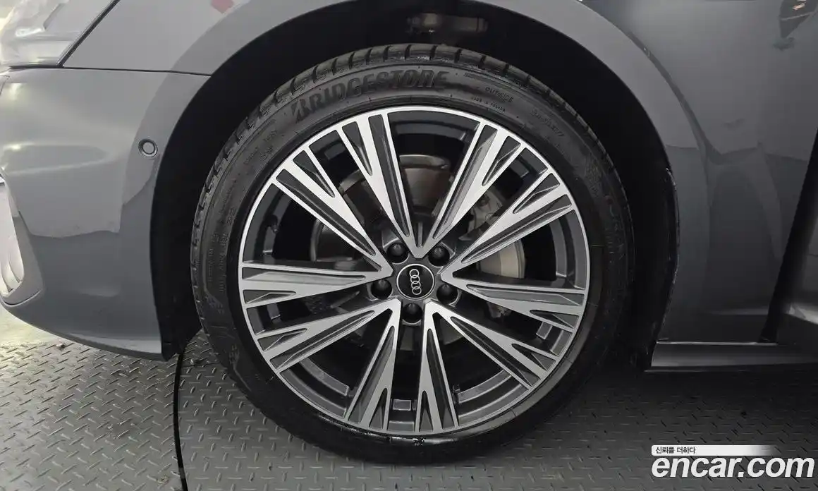 Audi A6 2023 2.0 Автомат в Москве № 893726, фото 5