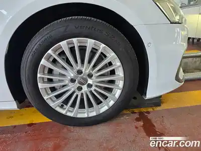 Audi A6 2020 2.0 Автомат в Москве № 894244, миниатюра 6