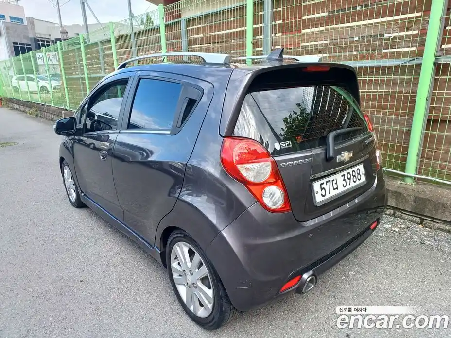 Chevrolet Spark 2014 1.0 гидро в Москве № 105512, фото 3