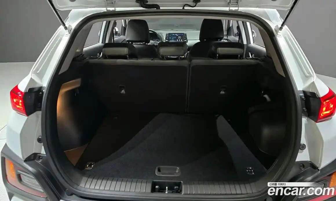 Hyundai Kona 2020 1.6 гидро в Москве № 12038, фото 20