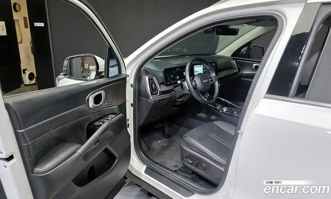 Kia Sorento 2024 2.5 гидро в Москве № 124211, фото 10