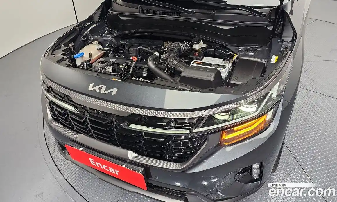 Kia Seltos 2022 1.6 гидро в Москве № 132310, фото 6