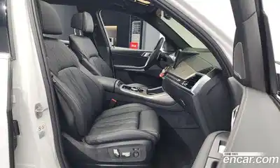 BMW X7 2023 3.0 гидро в Москве № 153971, миниатюра 11