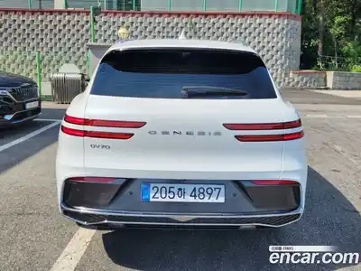 Genesis GV70 2025 2.5 гидро в Москве № 27729, миниатюра 4