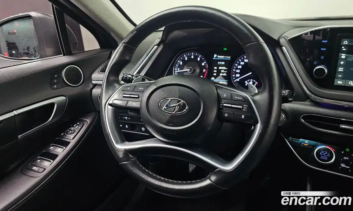 Hyundai Sonata 2021 2.0 гидро в Москве № 3875, фото 13